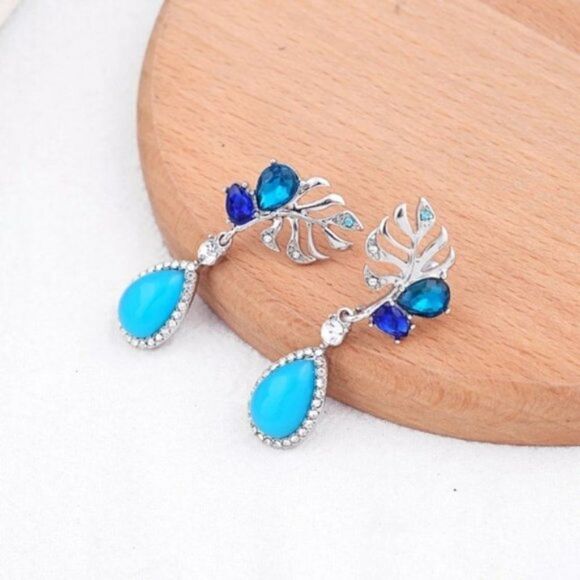 Blue Crystal Rhinestone Flower Vintage Silver Drop Dangle Statement Earrings - Picture 5 of 7